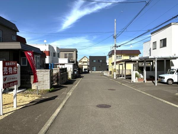 西野１０条７丁目・戸建の前面道路含む現地写真画像
