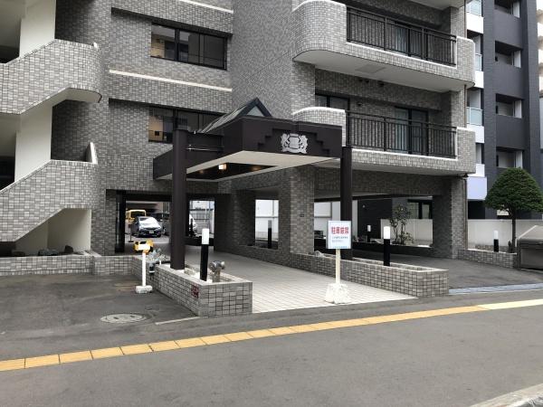 ライオンズマンション北22条のエントランス画像