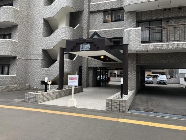 ライオンズマンション北22条のエントランス画像