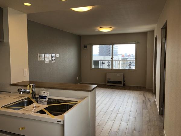 ハウスオブリザ伏古のリビング画像