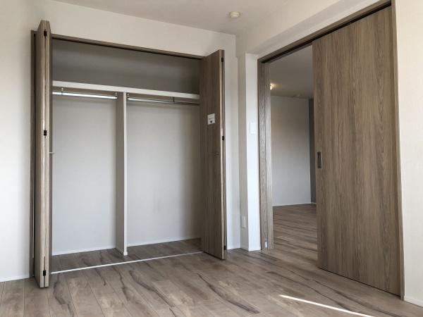 ハウスオブリザ伏古の洋室画像