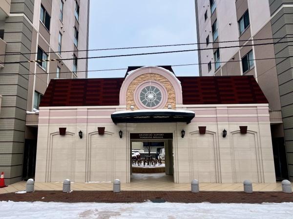 グランファーレ札幌山鼻レガリアウエストウイングのエントランス画像