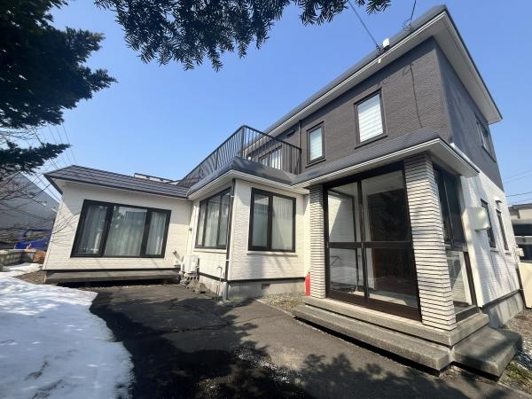 八軒9西10・戸建の玄関画像