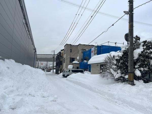 八軒9西10・戸建の前面道路含む現地写真画像
