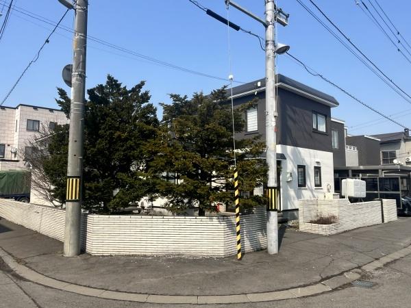八軒9西10・戸建の前面道路含む現地写真画像