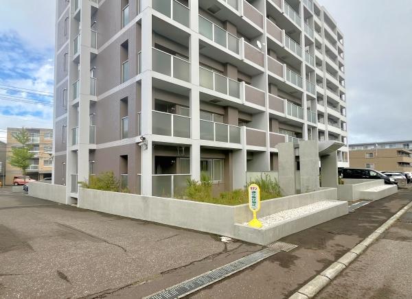 エクセルシオール南郷南の庭画像