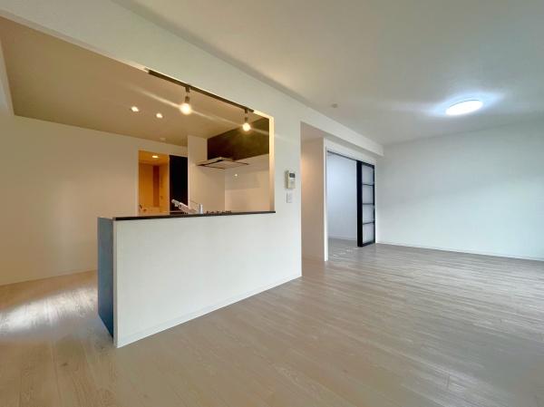 エクセルシオール南郷南のリビング画像