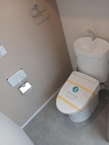 ハウスオブリザ伏古のトイレ画像