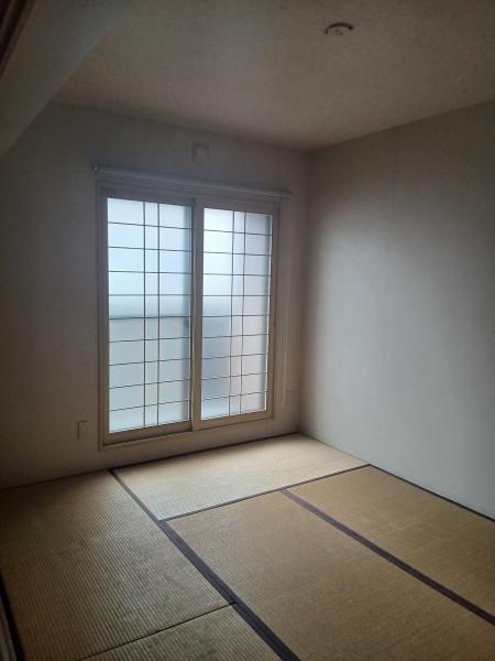 ロイヤルシャトー北円山EAST棟の和室画像