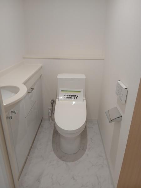 ゼファー静修学園前のトイレ画像