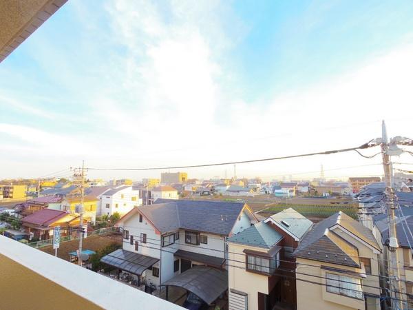 小平市小川東町５丁目のマンションの現地からの眺望画像