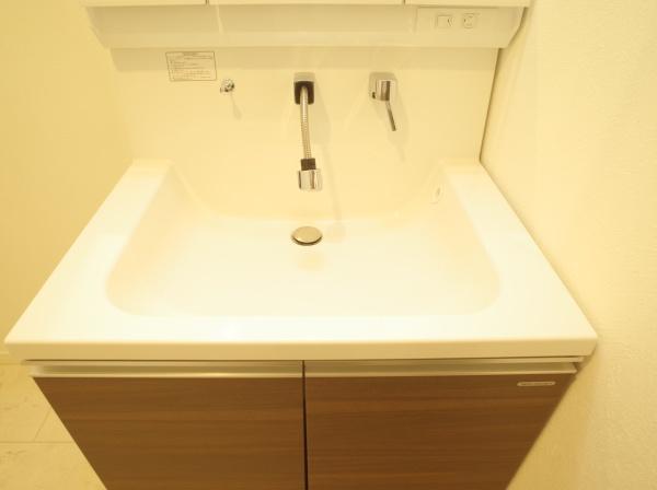 小平市上水新町３丁目の中古一戸建の洗面台・洗面所画像