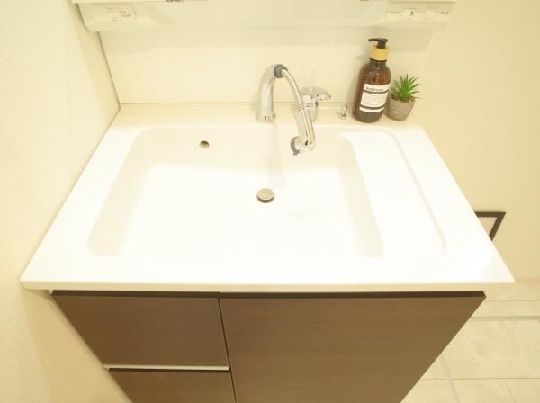 小平市小川町１丁目の新築一戸建の洗面台・洗面所画像