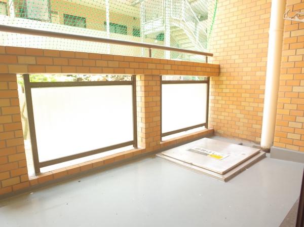 ライオンズマンション一橋学園のバルコニー画像