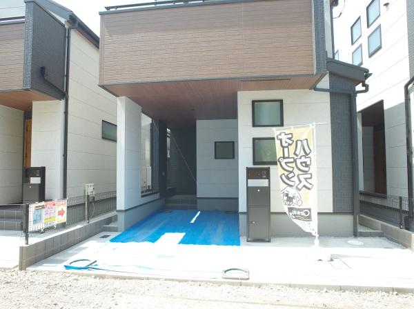 小平市学園西町２丁目の新築一戸建の駐車場画像