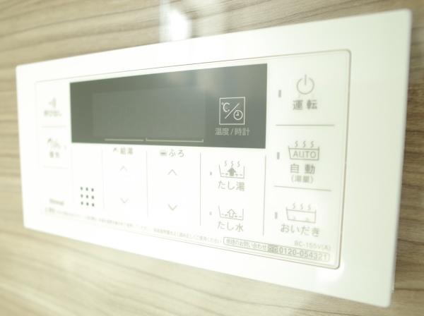 小平市仲町の新築一戸建のバス画像