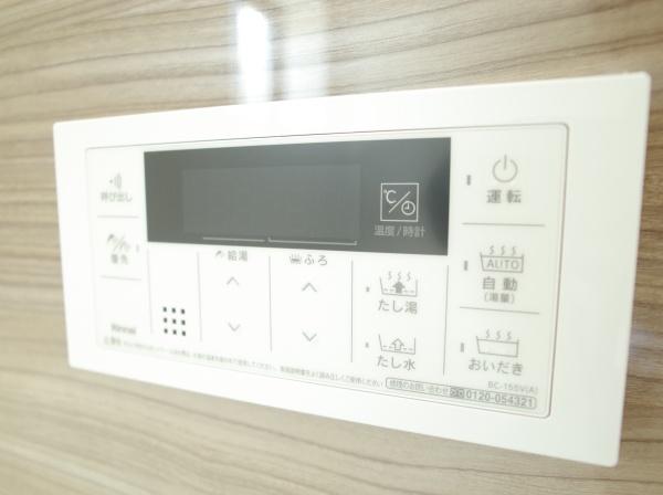小平市仲町の新築一戸建のバス画像