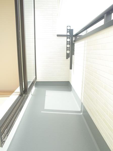 小平市小川東町の新築一戸建のバルコニー画像