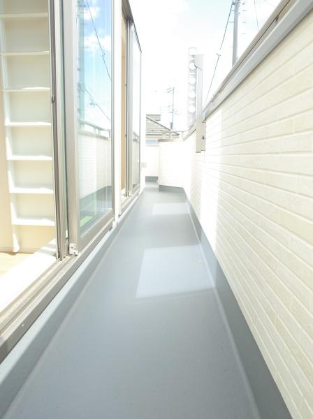 小平市小川東町の新築一戸建のバルコニー画像