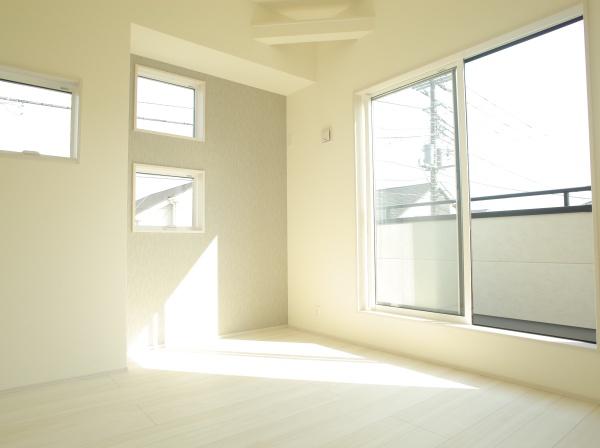 小平市上水本町６丁目の新築一戸建の洋室画像