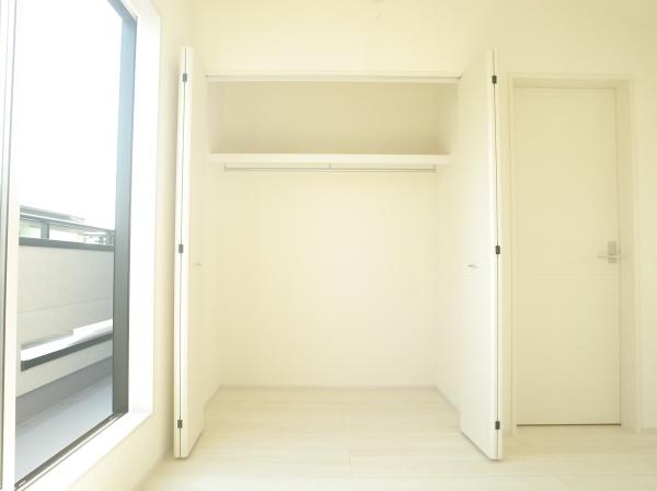 小平市上水本町６丁目の新築一戸建の収納画像