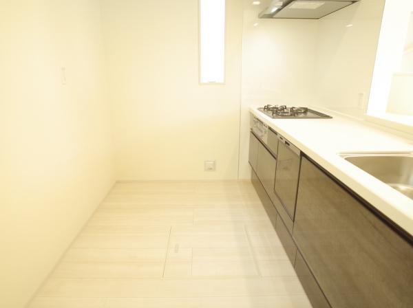 小平市上水本町６丁目の新築一戸建のキッチン画像