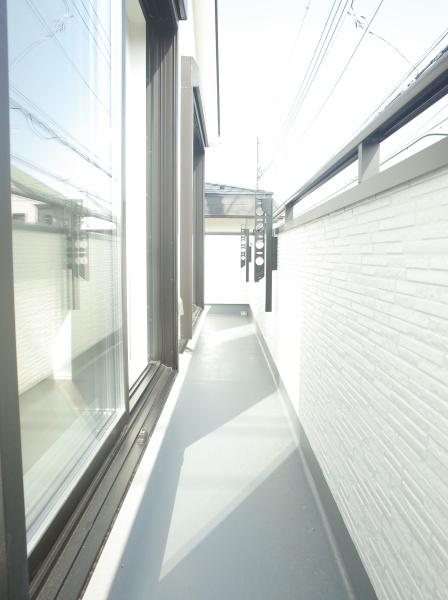 小平市学園西町２丁目の新築一戸建のバルコニー画像