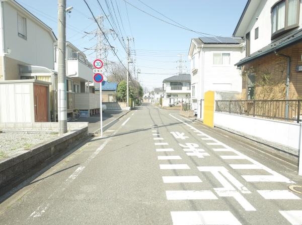 小平市栄町１丁目の土地の前面道路含む現地写真画像