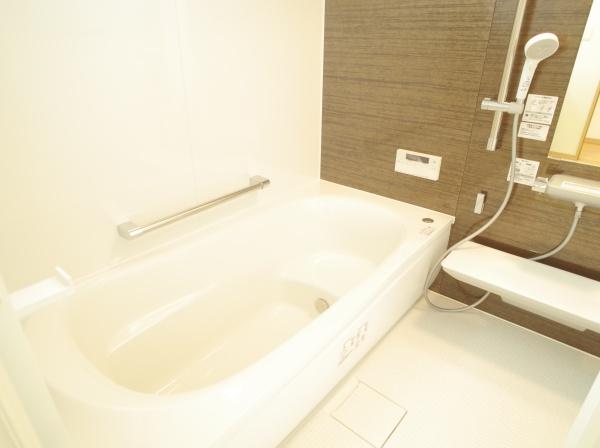 小平市上水新町３丁目の新築一戸建のバス画像