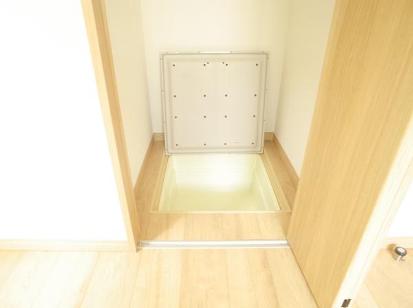 小平市上水新町３丁目の新築一戸建の収納画像