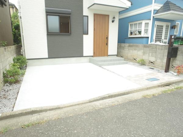 小平市上水新町３丁目の新築一戸建の駐車場画像