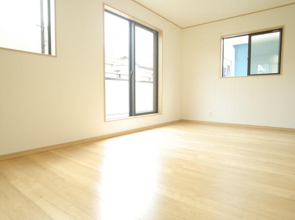 小平市上水新町３丁目の新築一戸建のリビング画像
