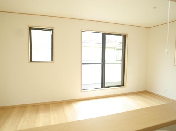 小平市上水新町３丁目の新築一戸建のリビング画像