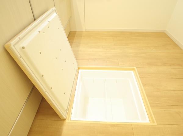 小平市仲町の新築一戸建のキッチン画像