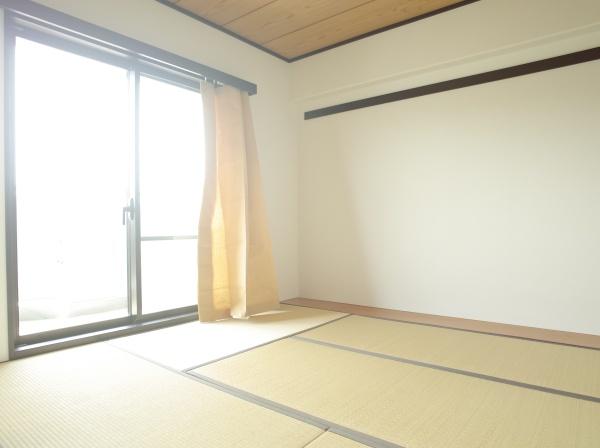 ガーデンハイツ小平１番館の和室画像