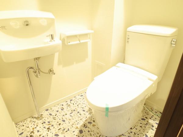ガーデンハイツ小平１番館のトイレ画像