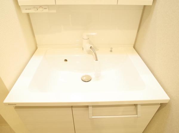 東大和市新堀２丁目の新築一戸建の洗面台・洗面所画像