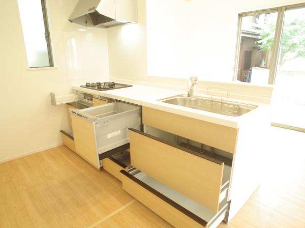 小平市上水新町２丁目の新築一戸建のキッチン画像