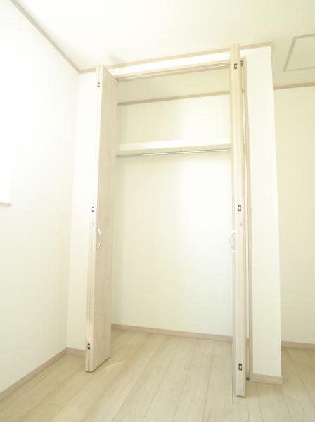 小平市小川西町５丁目の新築一戸建の収納画像