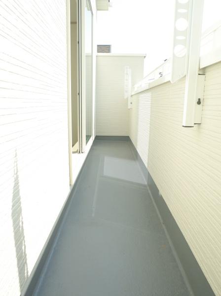 小平市小川西町５丁目の新築一戸建のバルコニー画像