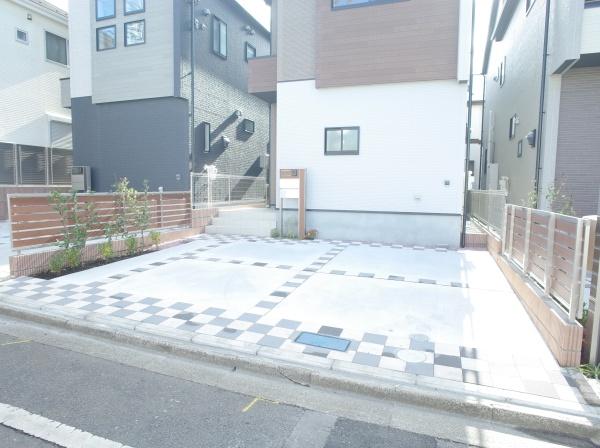 小平市学園西町２丁目の新築一戸建の駐車場画像