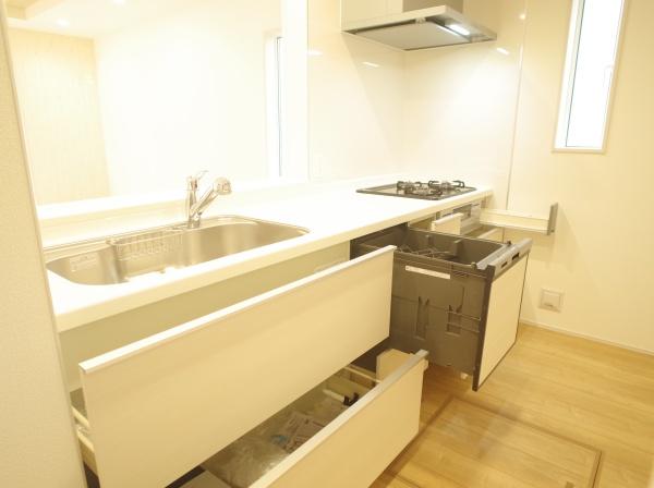 小平市学園西町２丁目の新築一戸建のキッチン画像