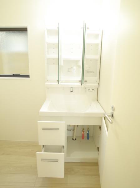 小平市上水新町2丁目の新築一戸建の洗面台・洗面所画像