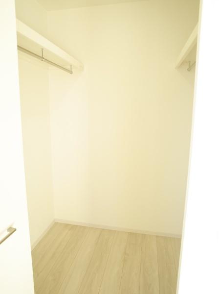 小平市上水新町2丁目の新築一戸建の収納画像