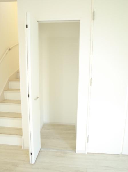 小平市上水新町2丁目の新築一戸建のリビング画像