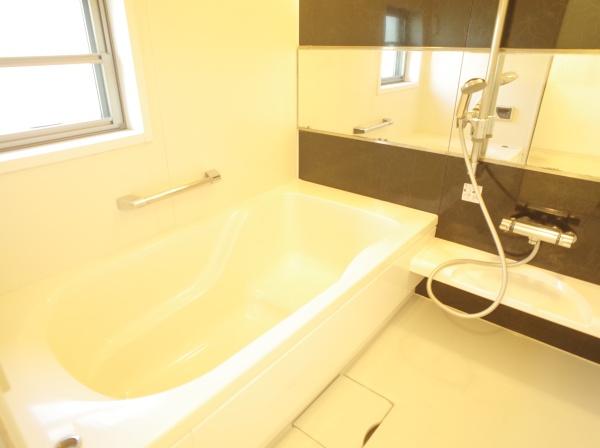 東村山市富士見町2丁目の中古一戸建のバス画像