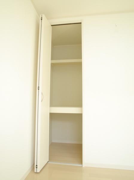 東村山市富士見町2丁目の中古一戸建の収納画像