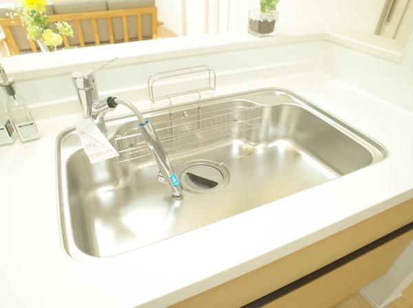小平市美園町３丁目の新築一戸建のキッチン画像