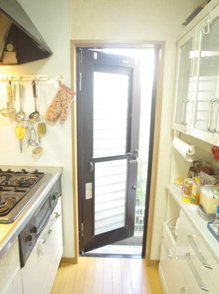 小平市小川町2丁目の中古一戸建のキッチン画像