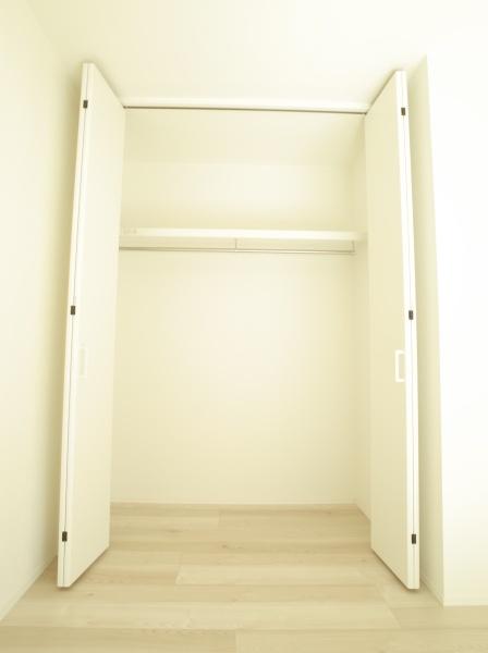 ウィスタリヤマンション小川東町の収納画像